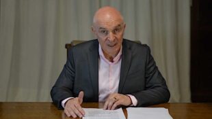 José Luis Espert fue procesado por presunto lavado de dinero y le dictaron un embargo millonario
